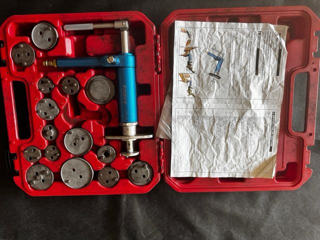 Herramienta retractor émbolos pinzas freno