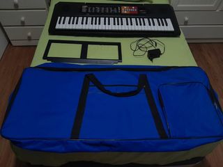 Yamaha PSR-F51 + funda (sólo envío)