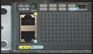 Switch Cisco C2960-24PS-L 24 puertos