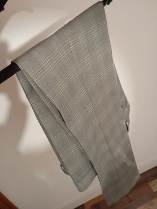 Traje Gris Claro - 3 piezas Talla 44