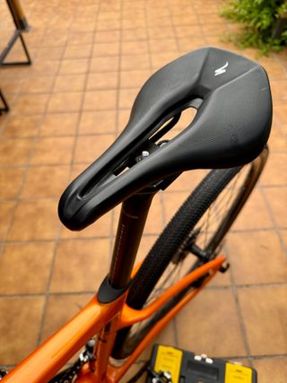 GIANT REVOLT 2 CARBONO