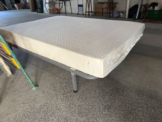 se venden varios colchones por mudanza