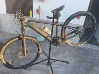 Bicicletta elettrica ibrida Cube Reaction