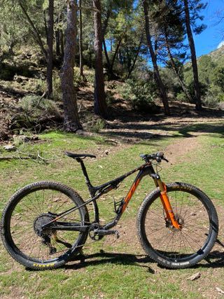 Bicicleta Ktm scarp master carbono   2024