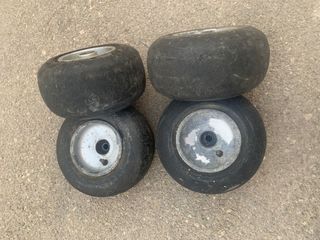  Ruedas kart y mini cuat 