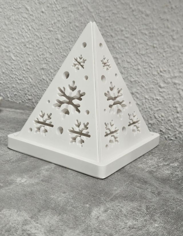 Portavelas pirámide blanco