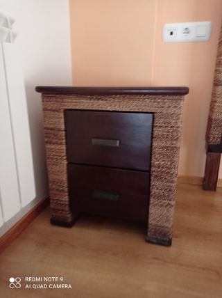 Cabecero cama de madera maciza y mimbre + 2 mesita