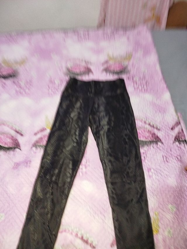 Leggins efecto piel serpiente