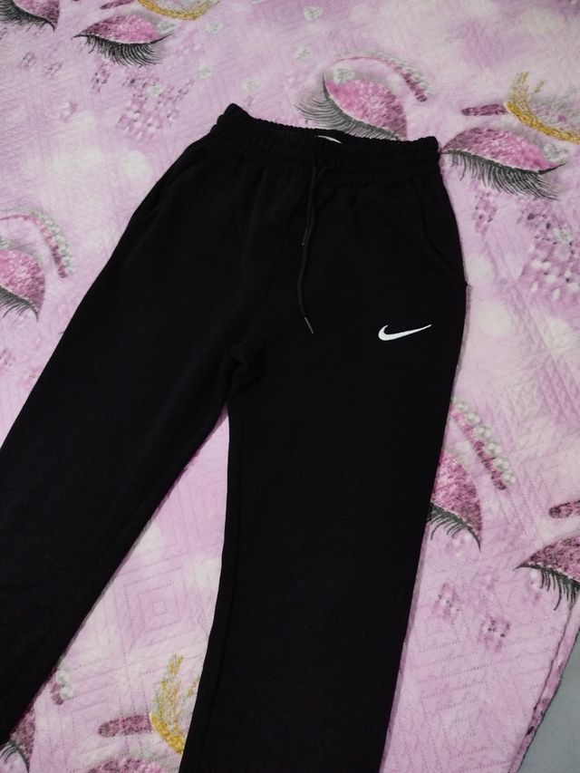 Pantalones Nike deportivos