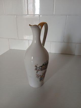 Jarrón de porcelana