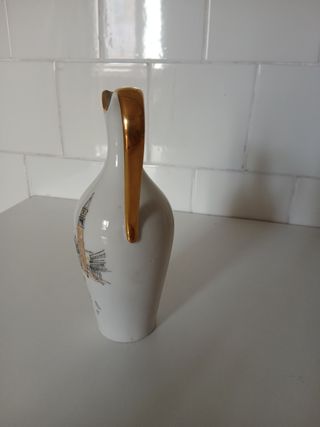 Jarrón de porcelana