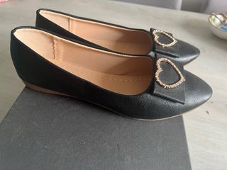 Ballerine nere con fiocco