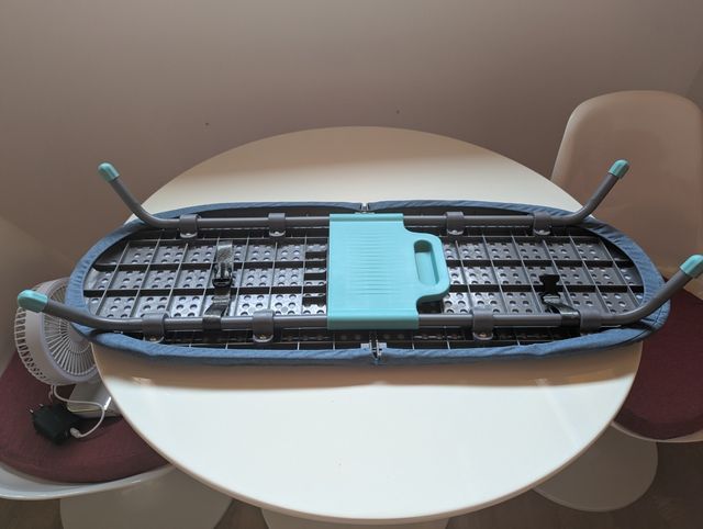 Tabla de planchar de mesa plegable