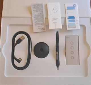 Wacom Intuos - Tableta gráfica gris