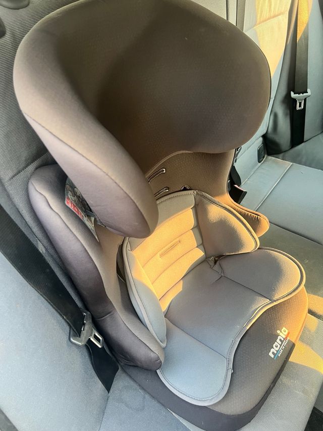 Silla coche niño niña en buen estado