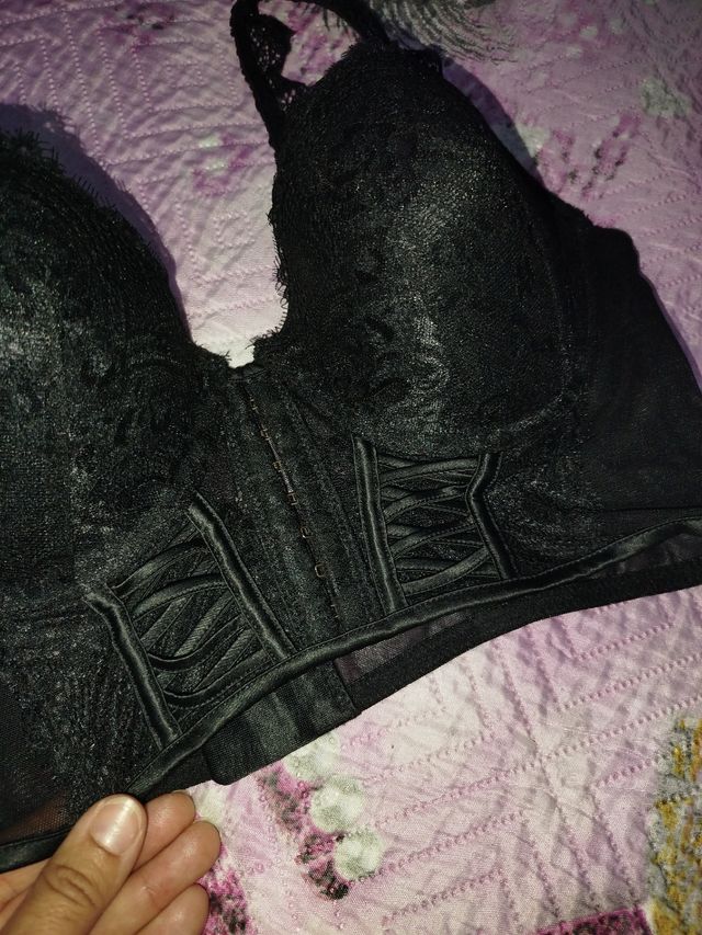 Sujetador negro 90C - encaje