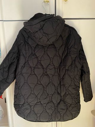 Chaqueta acolchada negra 
