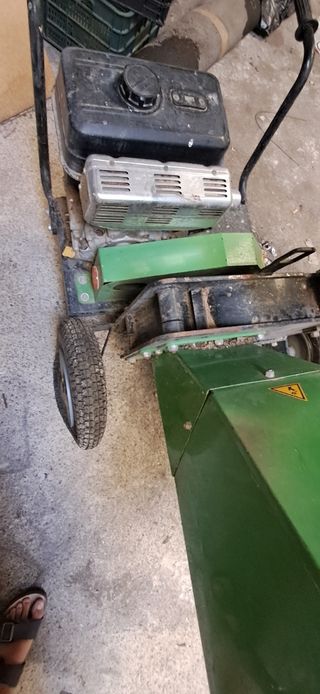 Trituradora de ramas portátil