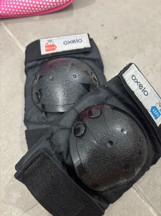 Patines Oxelo + protecciones + calcetines + conos