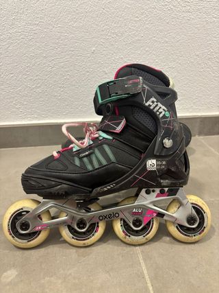 Patines Oxelo + protecciones + calcetines + conos