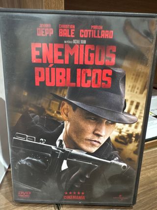 ENEMIGOS PÚBLICOS