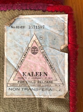 Alfombra NaniMarquina Juliette-lana roja y morada