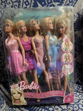 5 Barbies Princesa - Ropa intercambiable