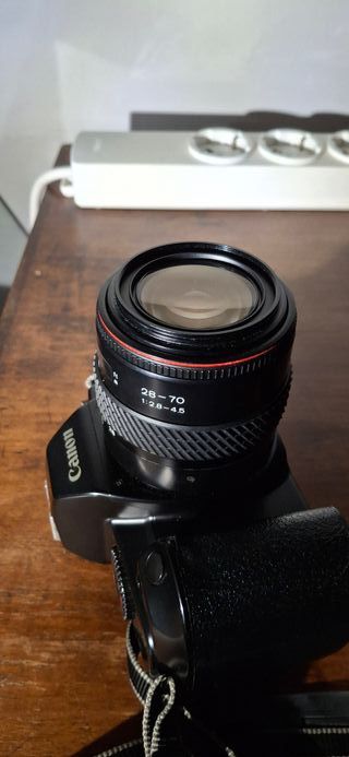 Canon EF - Macchina fotografica analogica