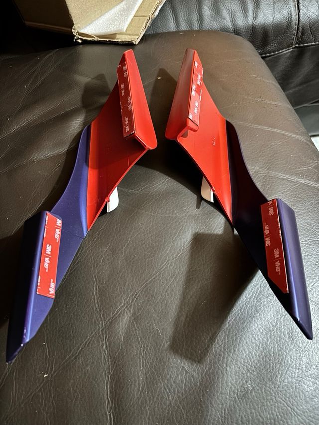 Alerón Aprilia: Carcasas Moto