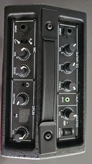 Amplificador Gitafish portátil +micrófono