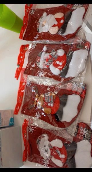 4 calcetines Navidad - rojos