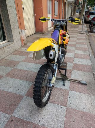 Suzuki RM 250 2T Motocross