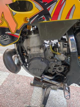 Suzuki RM 250 2T Motocross