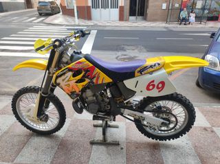 Suzuki RM 250 2T Motocross