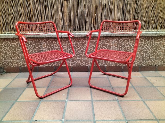 2 Sillas metálicas rojas Federico Giner, 75e unida