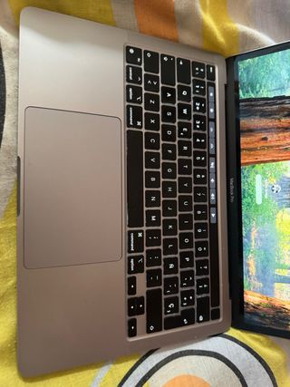 MacBook Pro 13" (M1, 2020) Gris