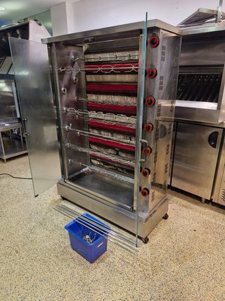 Asador pollos 13 espadas