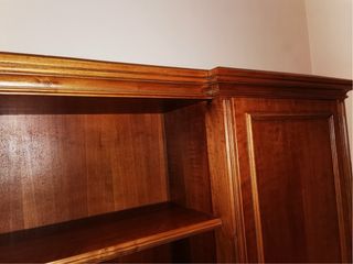 Mueble madera antiguo estilo clásico