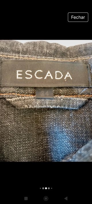 Casaco da Escada com botões logotipo da marca