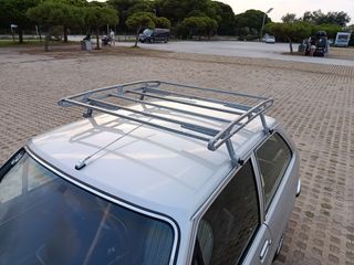 Baca Ford Fiesta mk1 