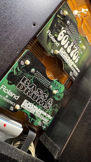 Roland XP-50 Teclado + 2 Exp. Boards y estuche.