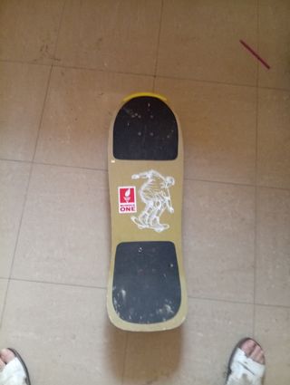 Monopatín Número Uno usado