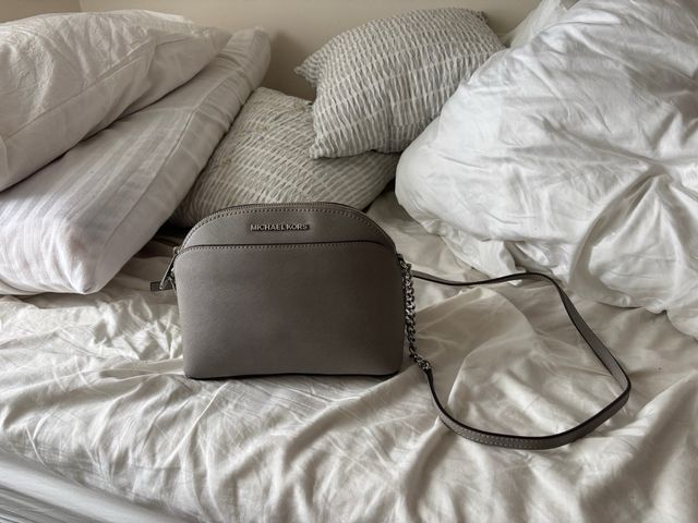 Bolso Michael Kors - Gris