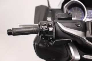 YAMAHA T-MAX 530 DX ABS 2018