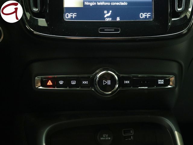 Volvo XC40 T4 Twin Recharge R-Design Auto 155 kW (211 CV)