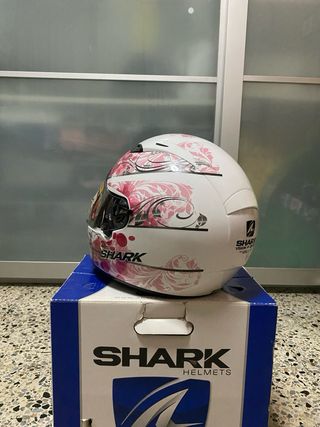 Casco moto Shark mujer floral