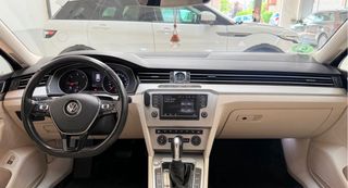 Volkswagen Passat 2015 (DSG)