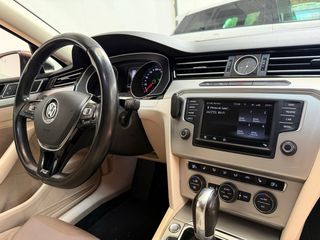 Volkswagen Passat 2015 (DSG)