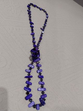 Collar largo morado - piedras cristal