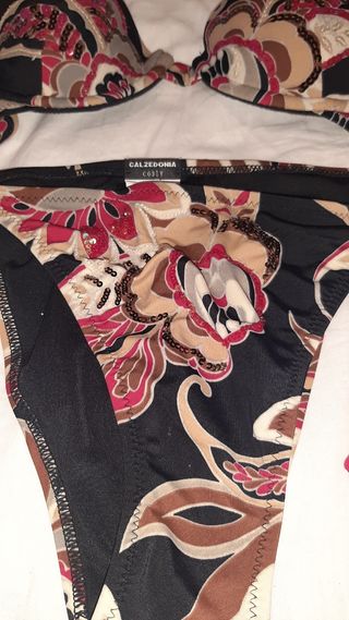 Biquini CALEDONIA rojo-negro